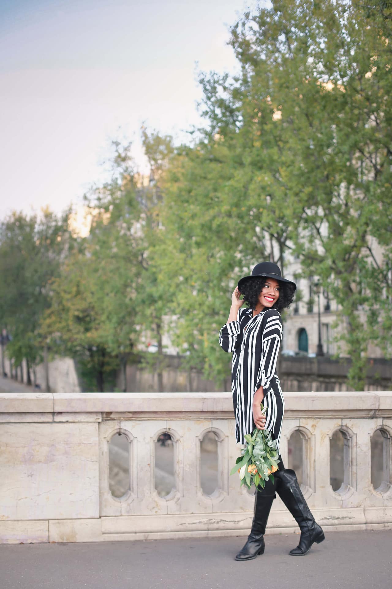 Hello Paris